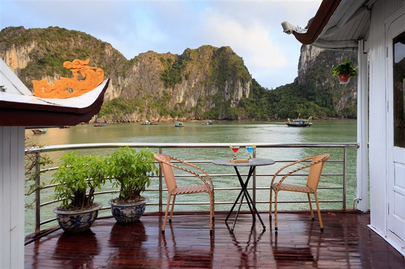 Halong Bay 2 Days with Cozy Bay Classic Cruise